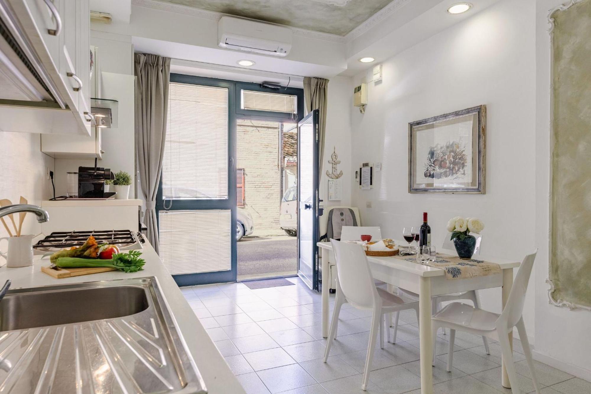 Italian Experience-La Rondine Apartment Porto Recanati Ngoại thất bức ảnh